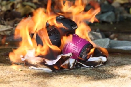 DRTV puts the Canon 7D to a set of  torture tests. If you think dropping a camera is bad enough, try freezing it in ice and setting it on fire. To be honest, I thought the Canon 7D was gone when it turned into an ice block. Check out how...